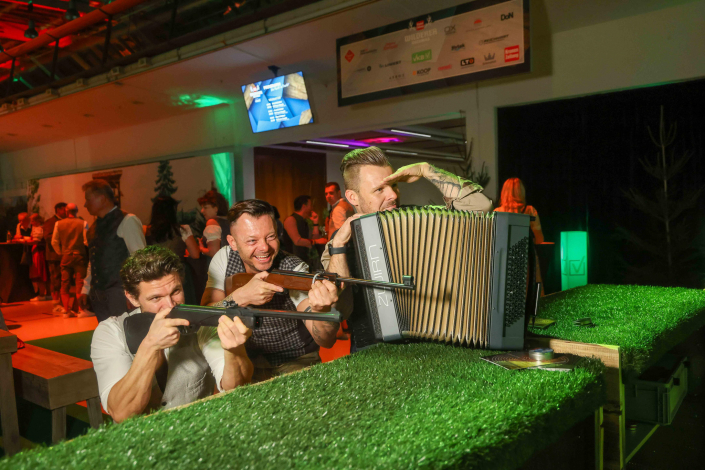 AUT, Unterwegs in Oberösterreich, Krone Wilderer Gschnas 2026